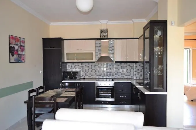 Apartments Orkidea كساميل